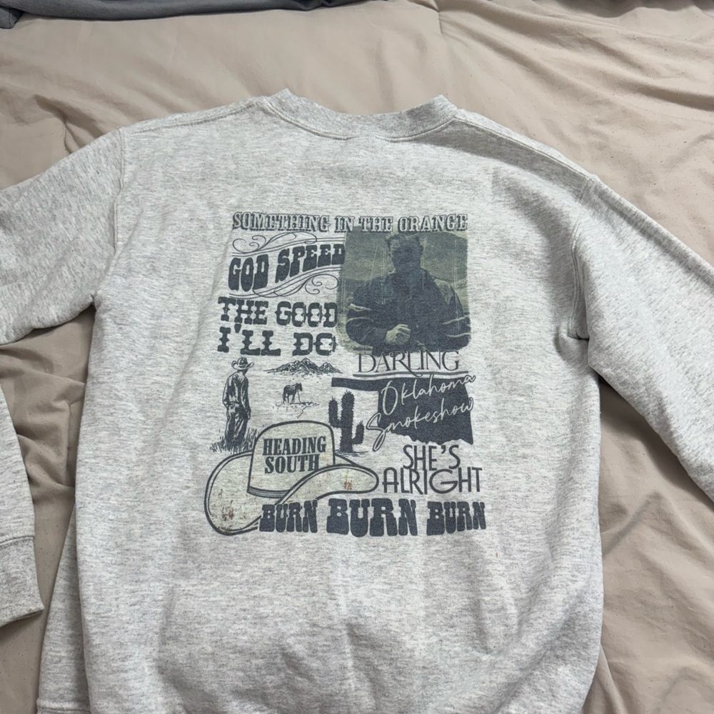 Gray Graphic women’s Sweater